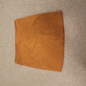 Chestnut mini skirt, soft faux suede, sixe L.